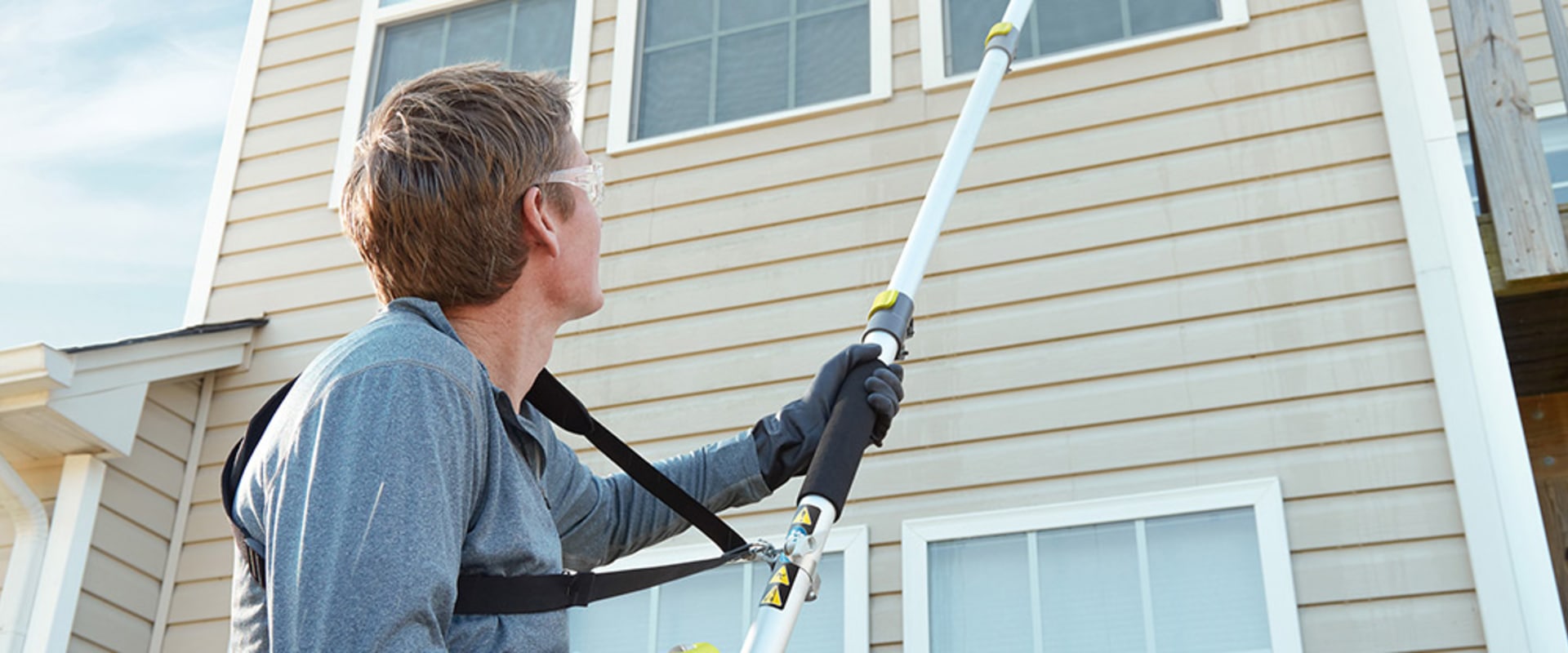 Is 2000 psi enough to pressure wash a house?